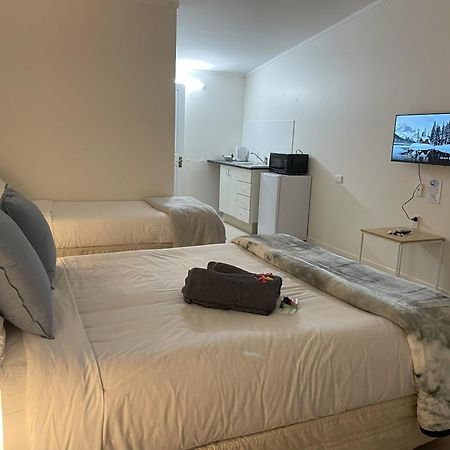 Tirau Motor Inn 外观 照片