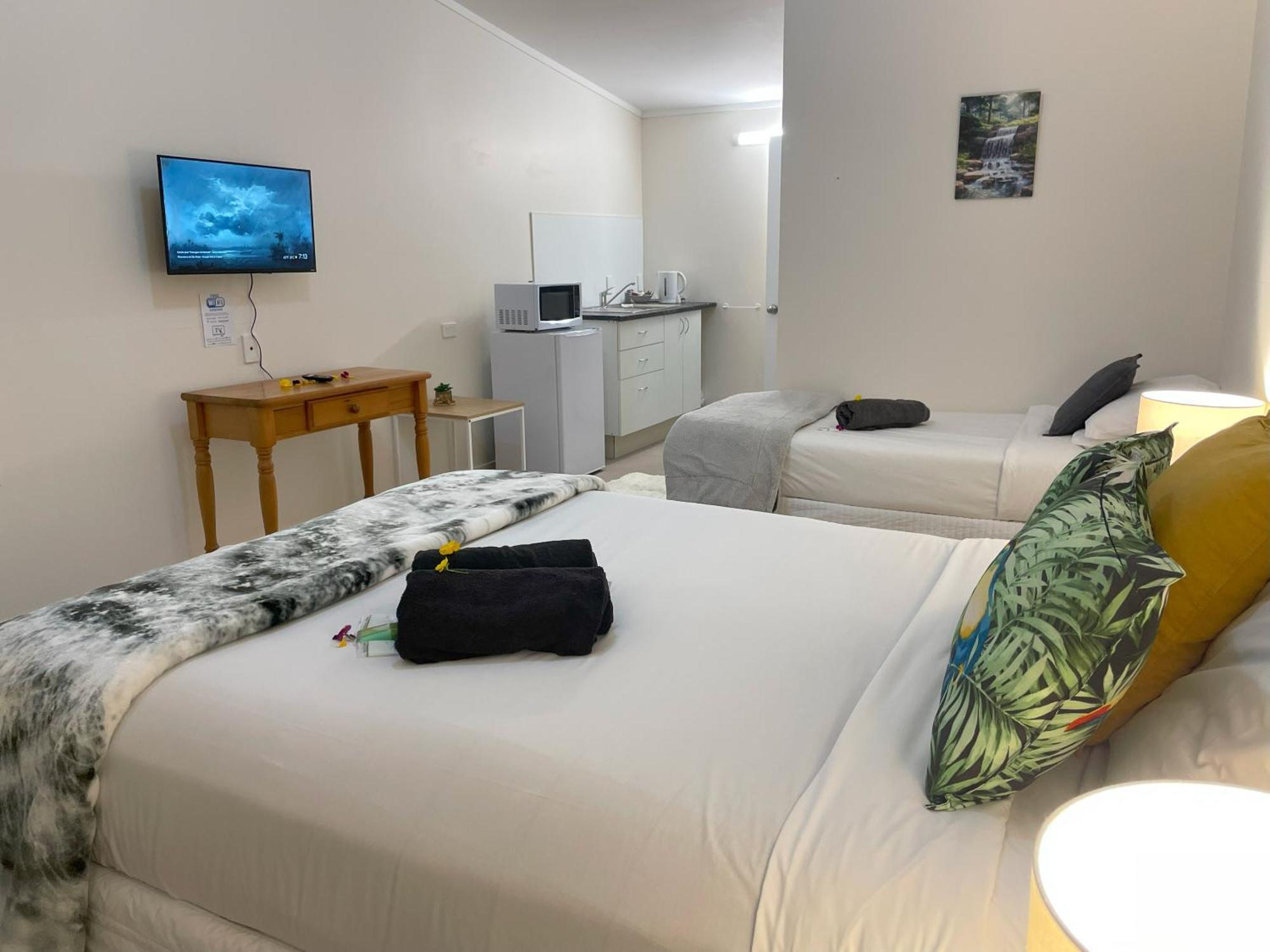 Tirau Motor Inn 外观 照片
