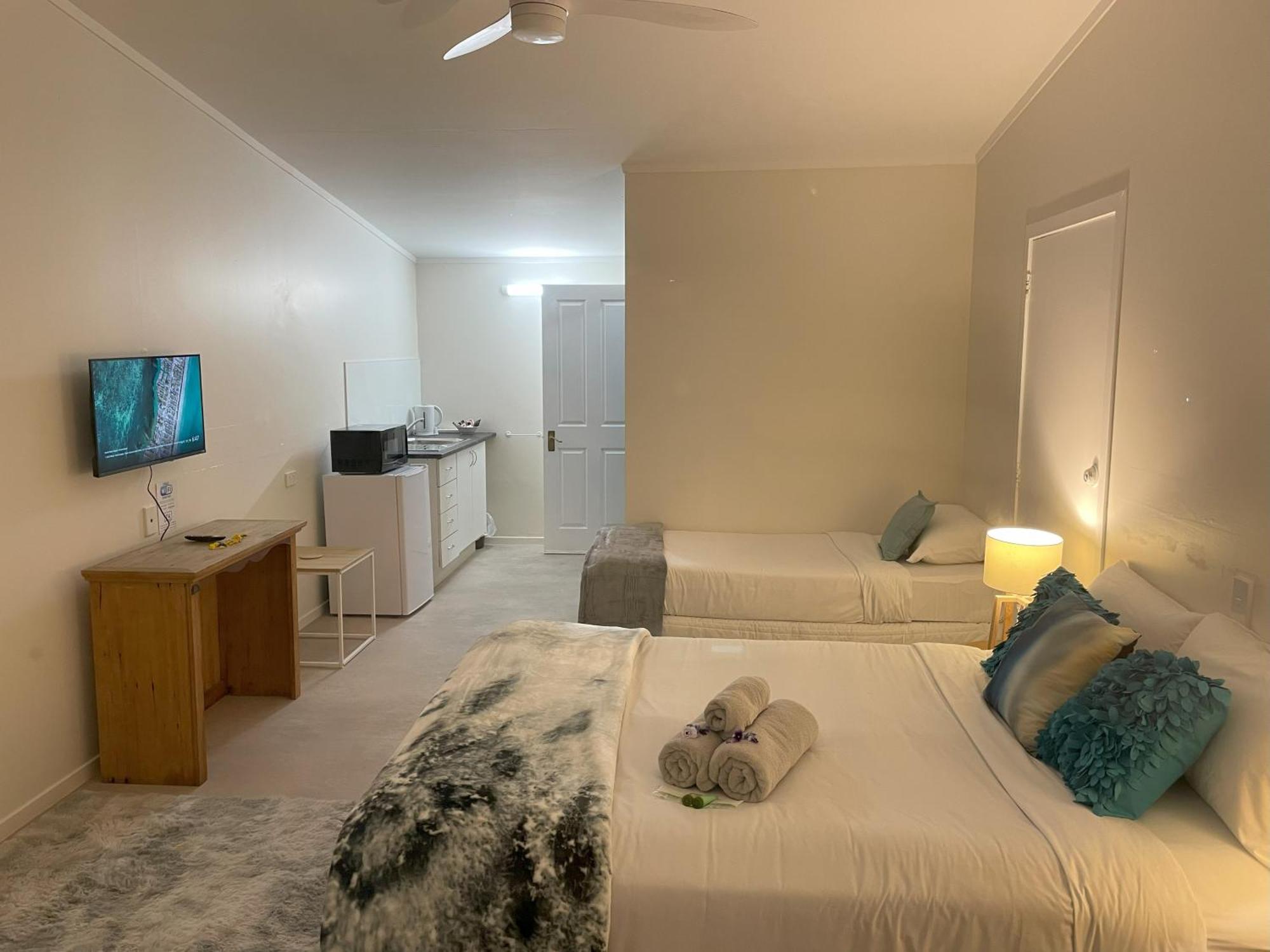Tirau Motor Inn 外观 照片