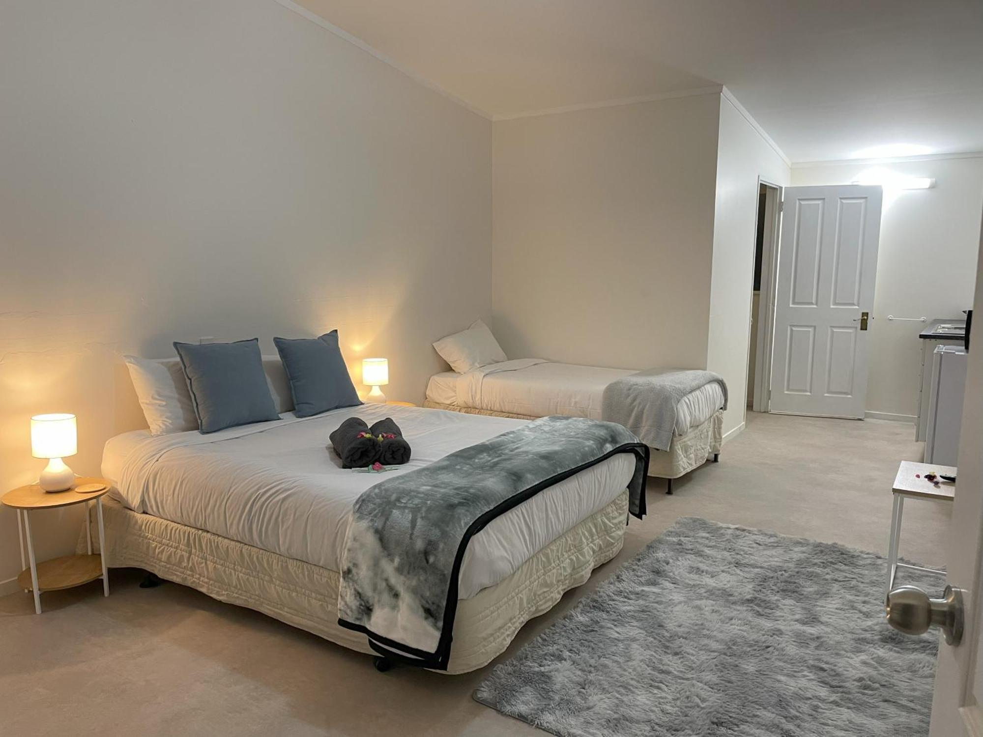 Tirau Motor Inn 外观 照片
